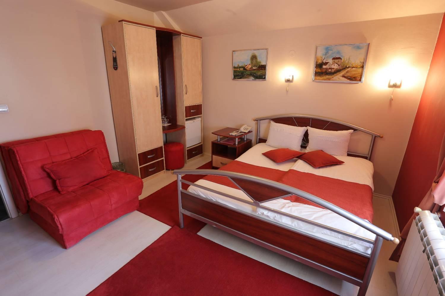 Hotel Zeneva Kragujevac Esterno foto