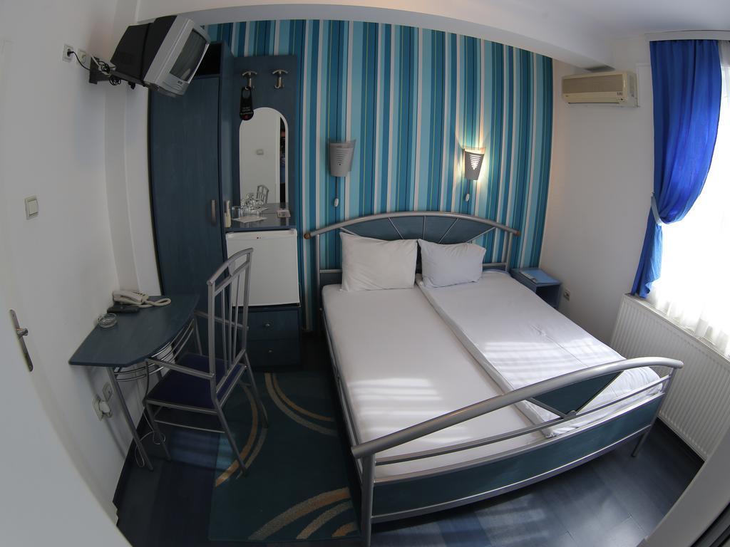 Hotel Zeneva Kragujevac Camera foto