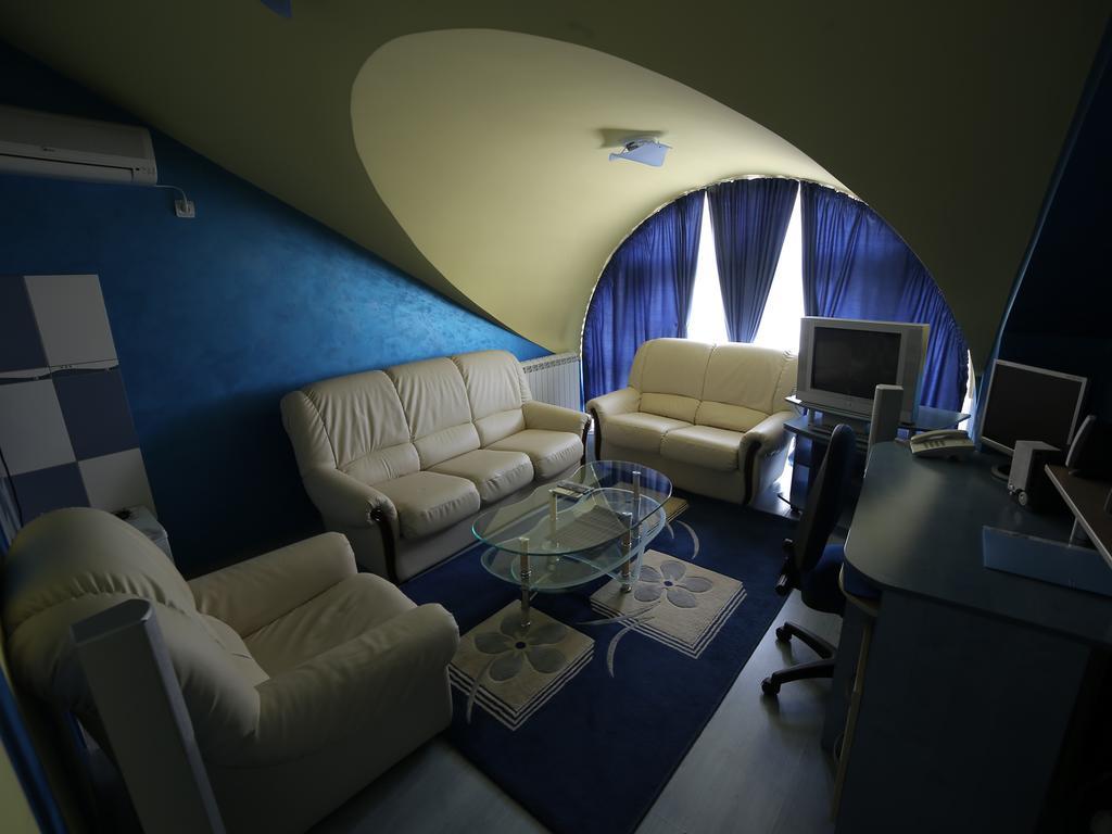 Hotel Zeneva Kragujevac Camera foto
