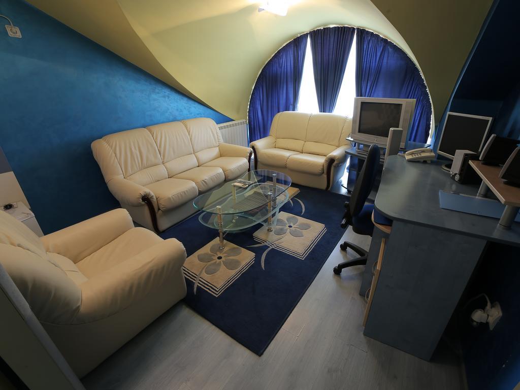 Hotel Zeneva Kragujevac Camera foto