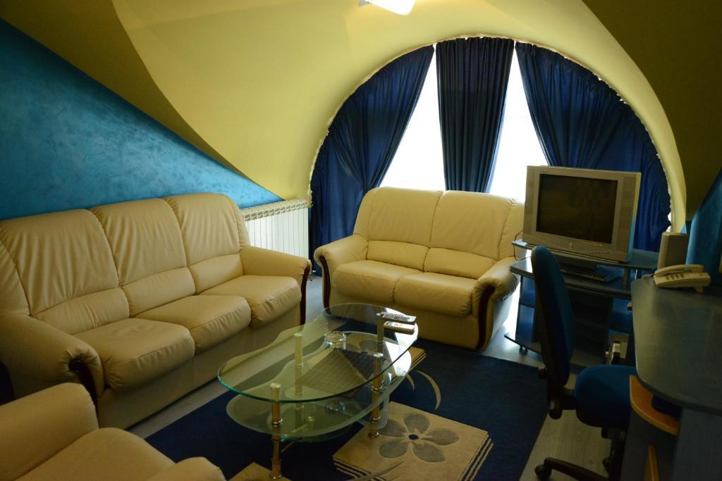 Hotel Zeneva Kragujevac Camera foto