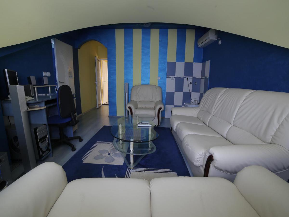 Hotel Zeneva Kragujevac Esterno foto